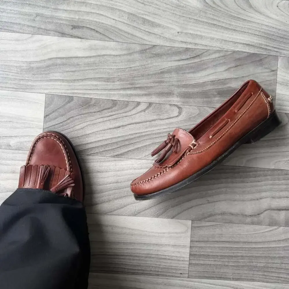 Vintage Cole Haan Country Burgundy Leather Tassel Loafers Mens 8